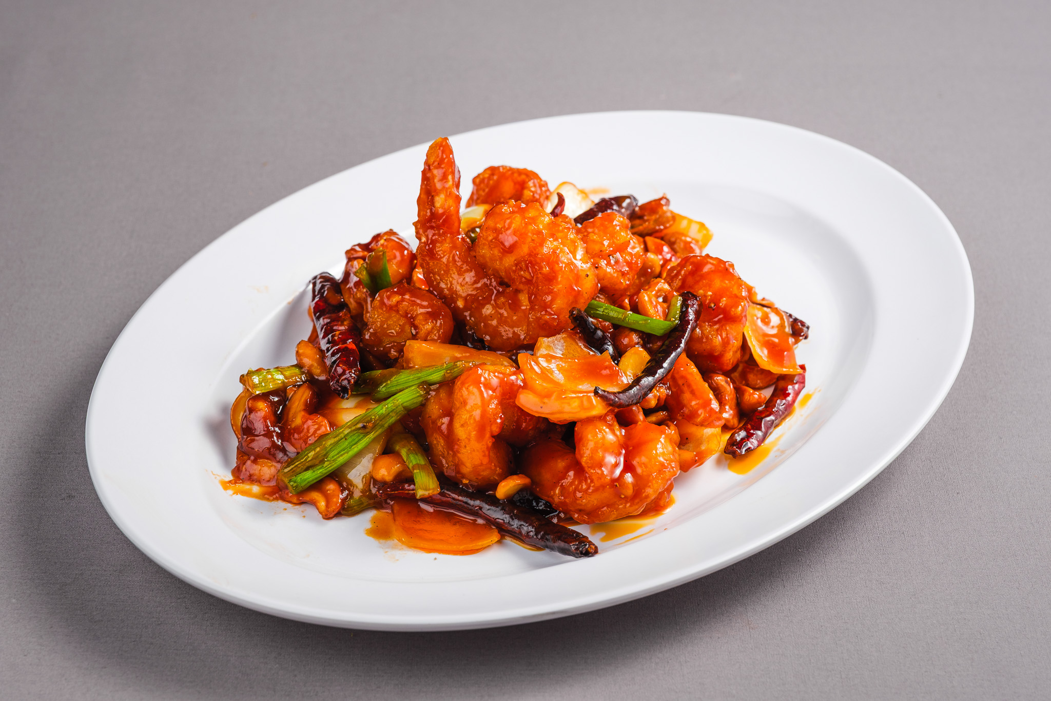 กุ้งผัดเม็ดมะม่วง